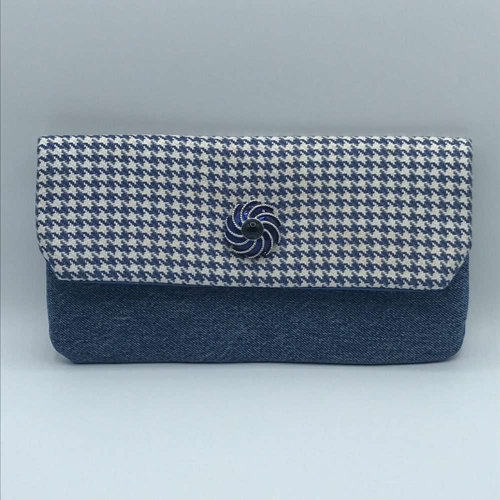 NWT! PATTI BROOKS DESIGNS PALM BEACH CLUTCH BAG WITH VINTAGE BROOCH